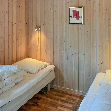 Amazing In Vaeggerlose With Sauna * Bøtø By