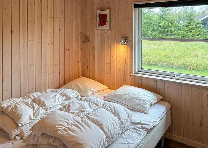 Amazing In Vaeggerlose With Sauna * Bøtø By